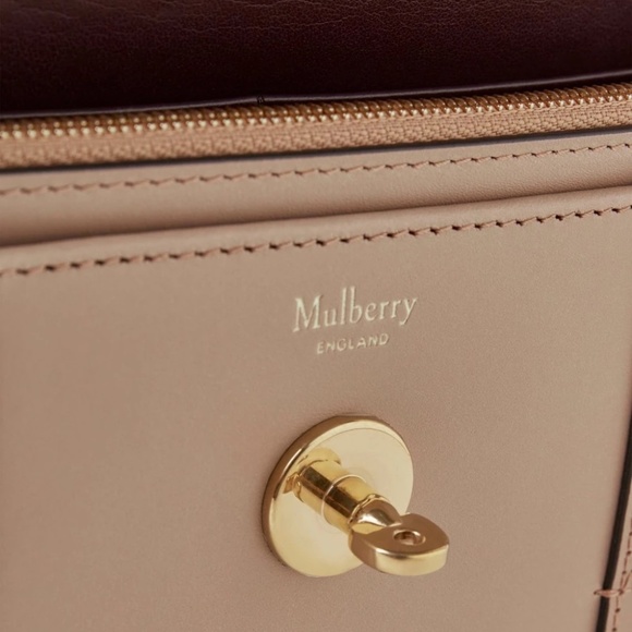 Mulberry 'East West Bayswater' in Maple Shiny Smooth Clutch - MSRP $885 - BNWT - Picture 3 of 5